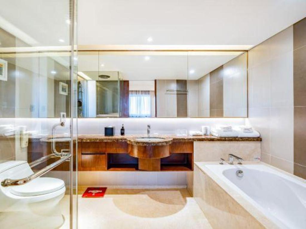 Grand Skylight Catic