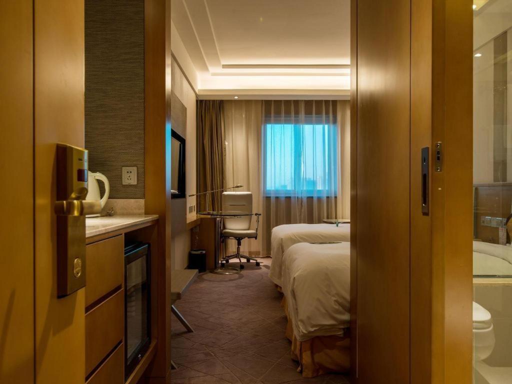 Grand Skylight Catic Hotel 4*