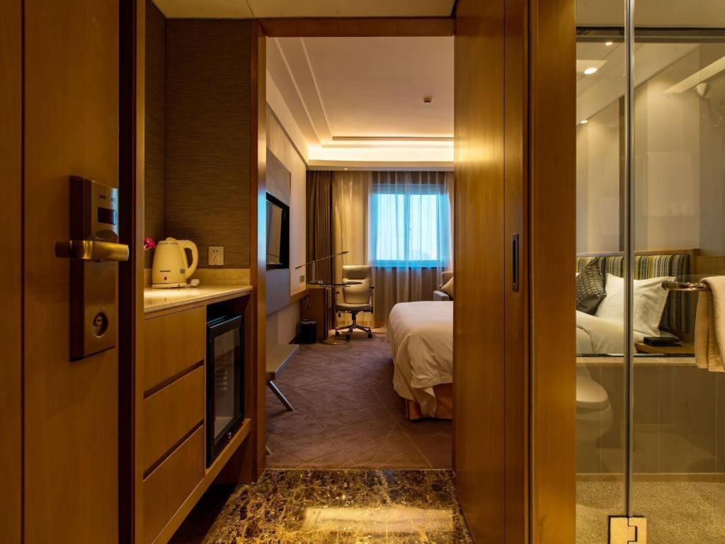 Grand Skylight Catic Hotel 4*
