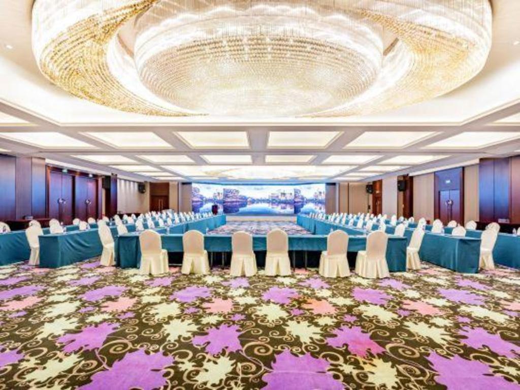 Hotel Grand Skylight Catic 4*